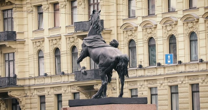 Аничков мост в Санкт-Петербурге
