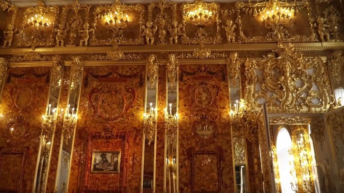 Екатерининский дворец в Санкт-Петербурге